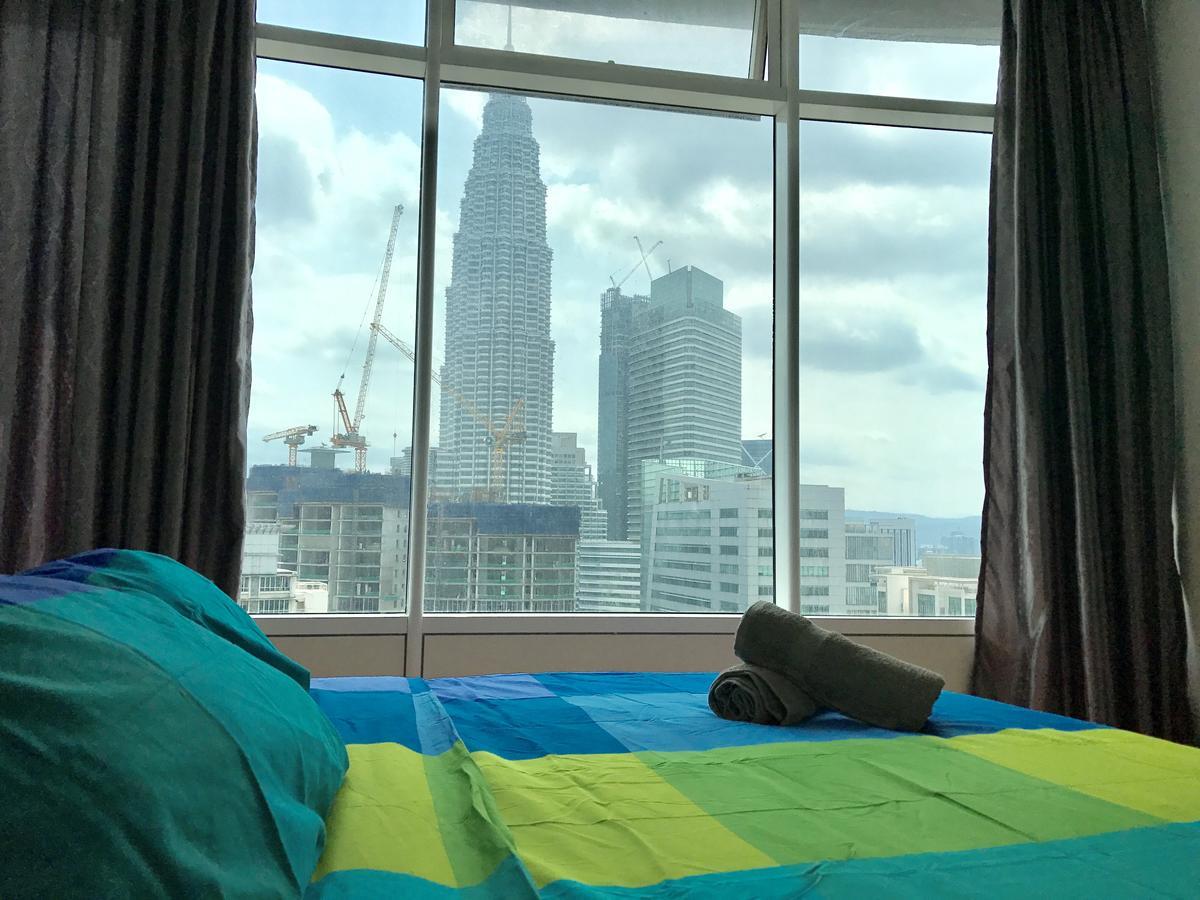 Vortex Suites Klcc By Pnut With Netflix Kuala Lumpur Luaran gambar