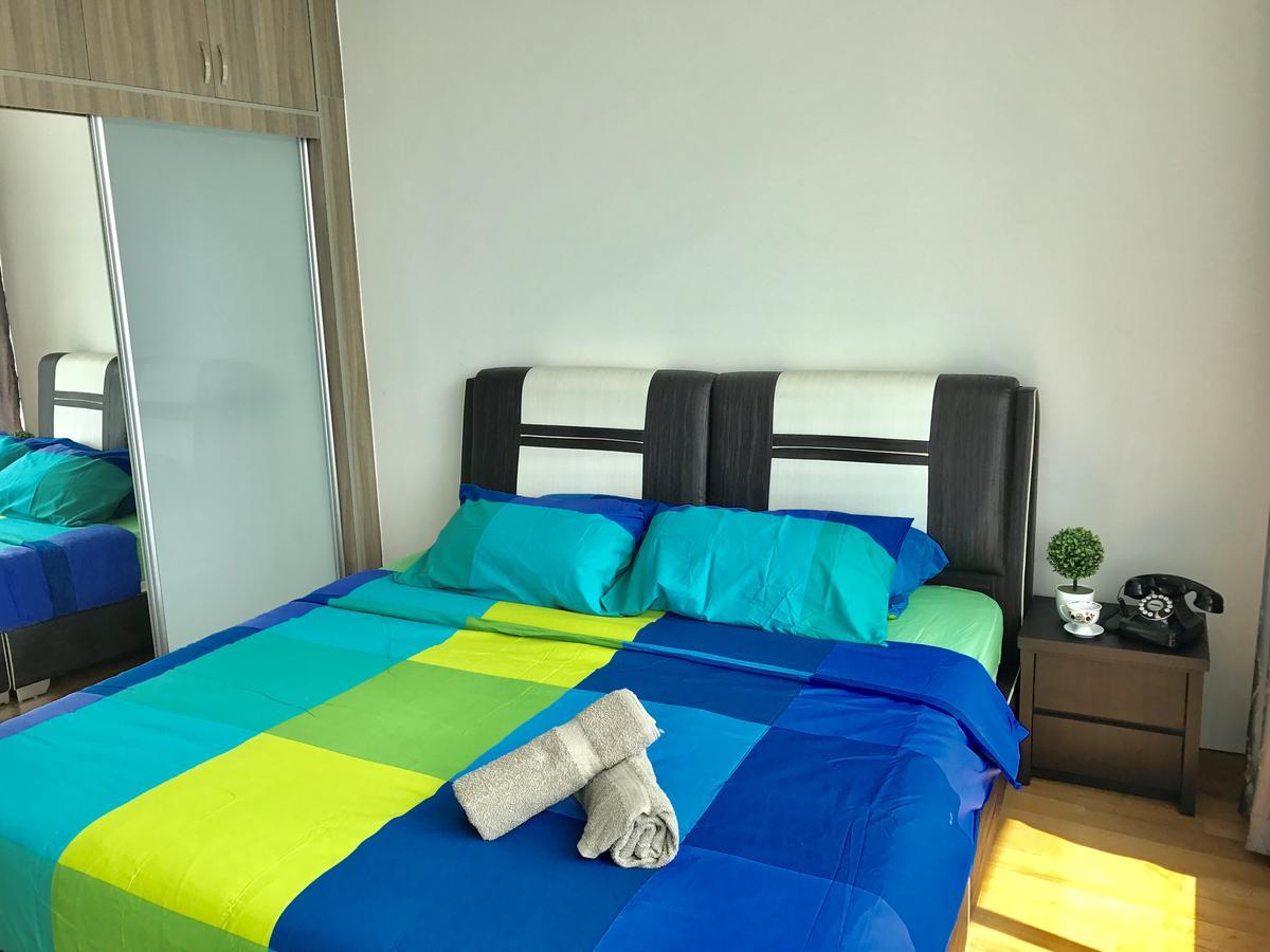 Vortex Suites Klcc By Pnut With Netflix Kuala Lumpur Luaran gambar