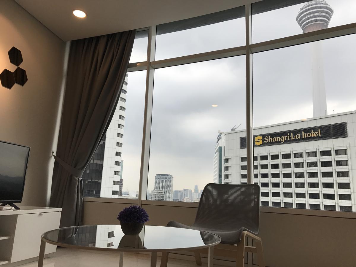 Vortex Suites Klcc By Pnut With Netflix Kuala Lumpur Luaran gambar