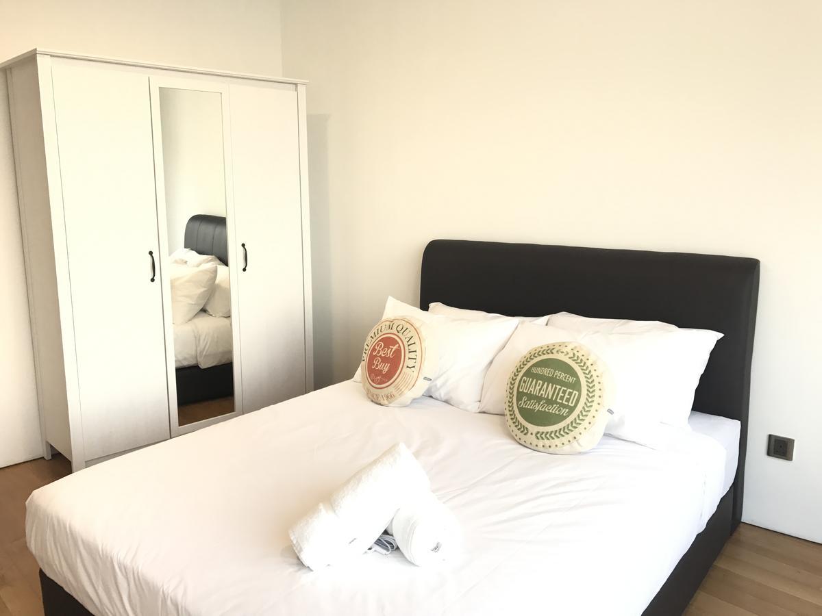 Vortex Suites Klcc By Pnut With Netflix Kuala Lumpur Luaran gambar