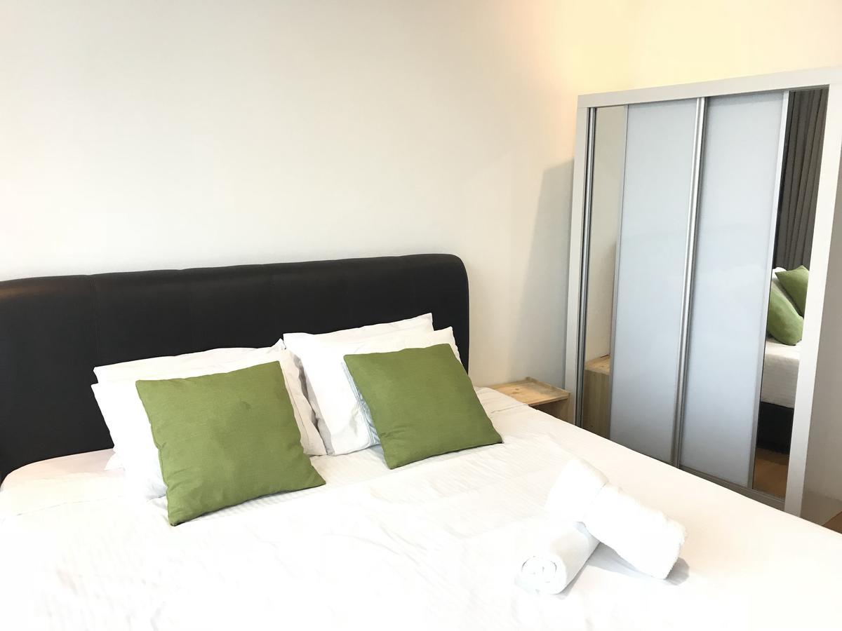 Vortex Suites Klcc By Pnut With Netflix Kuala Lumpur Luaran gambar